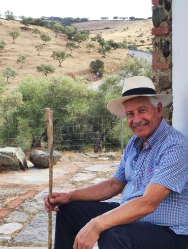 fotografía autor cuadrada sin reloj